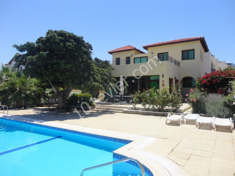 Villa For Sale in Bahçeli, Kyrenia