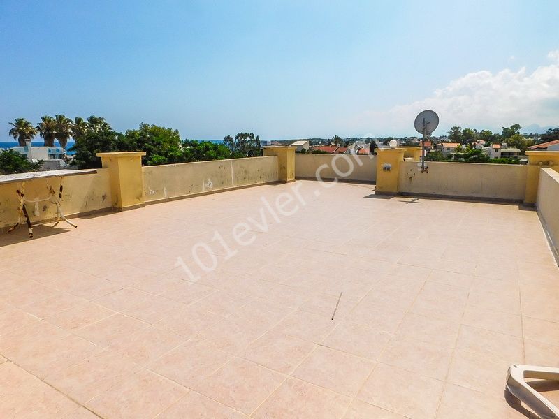 Penthouse For Sale in Karaoğlanoğlu, Kyrenia