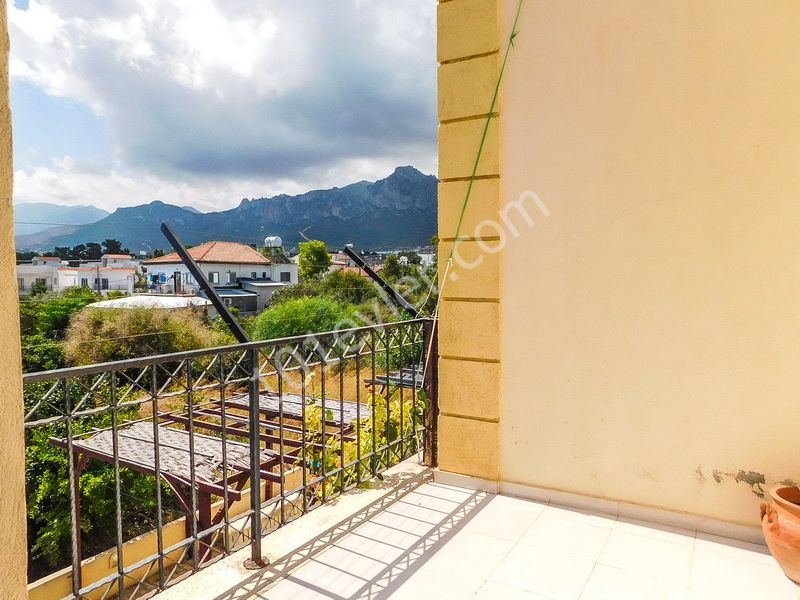 Penthouse For Sale in Karaoğlanoğlu, Kyrenia