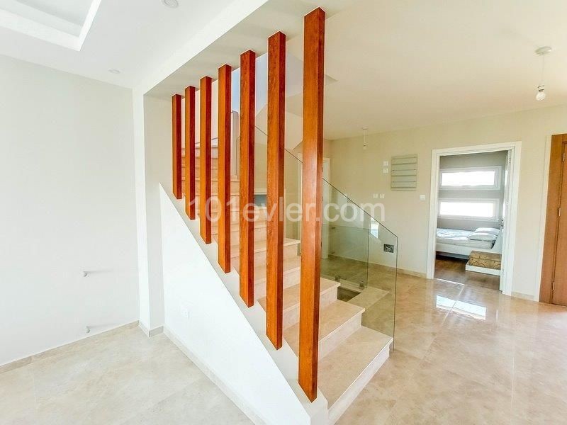 Moderne intelligente 4-Schlafzimmer-Villa zum Verkauf in chatalköy ** 