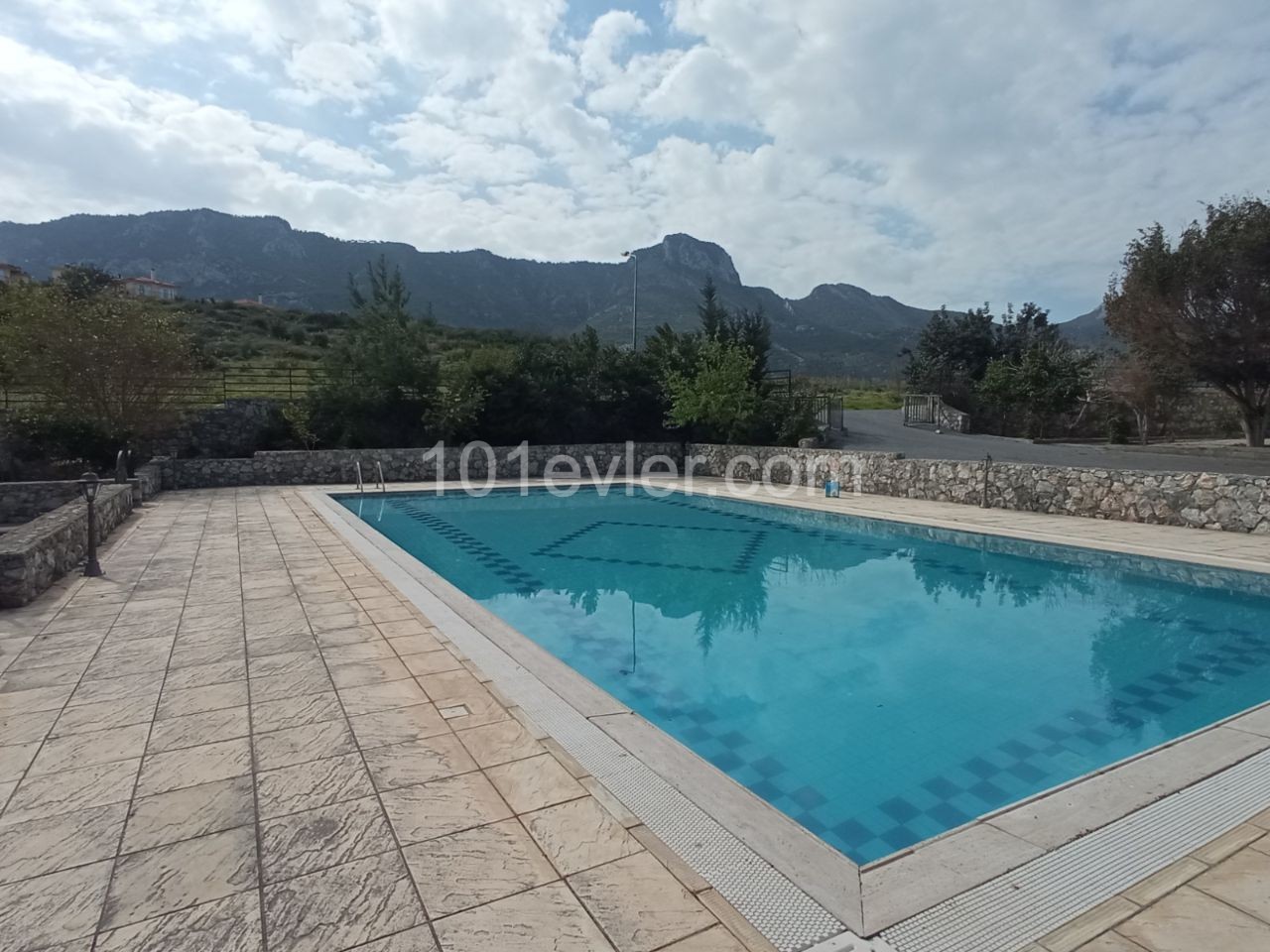 Tastefully Furnished and Well Maintained - 2 + 1 Garden Apartment with Shared Pool  - Ref GR016