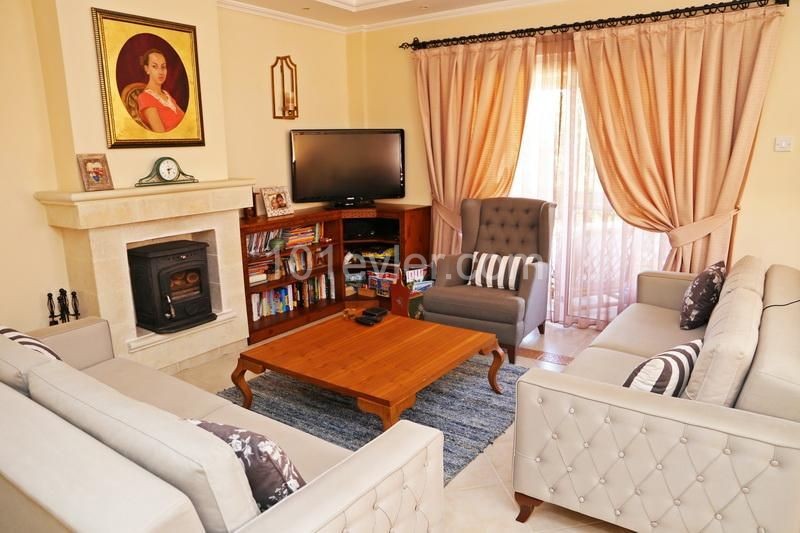 Beautiful  3 Bedroom Bungalow with Shared Pool - In the Traditional Cypriot Village of Ozankoy, Close to the English School of Kyrenia