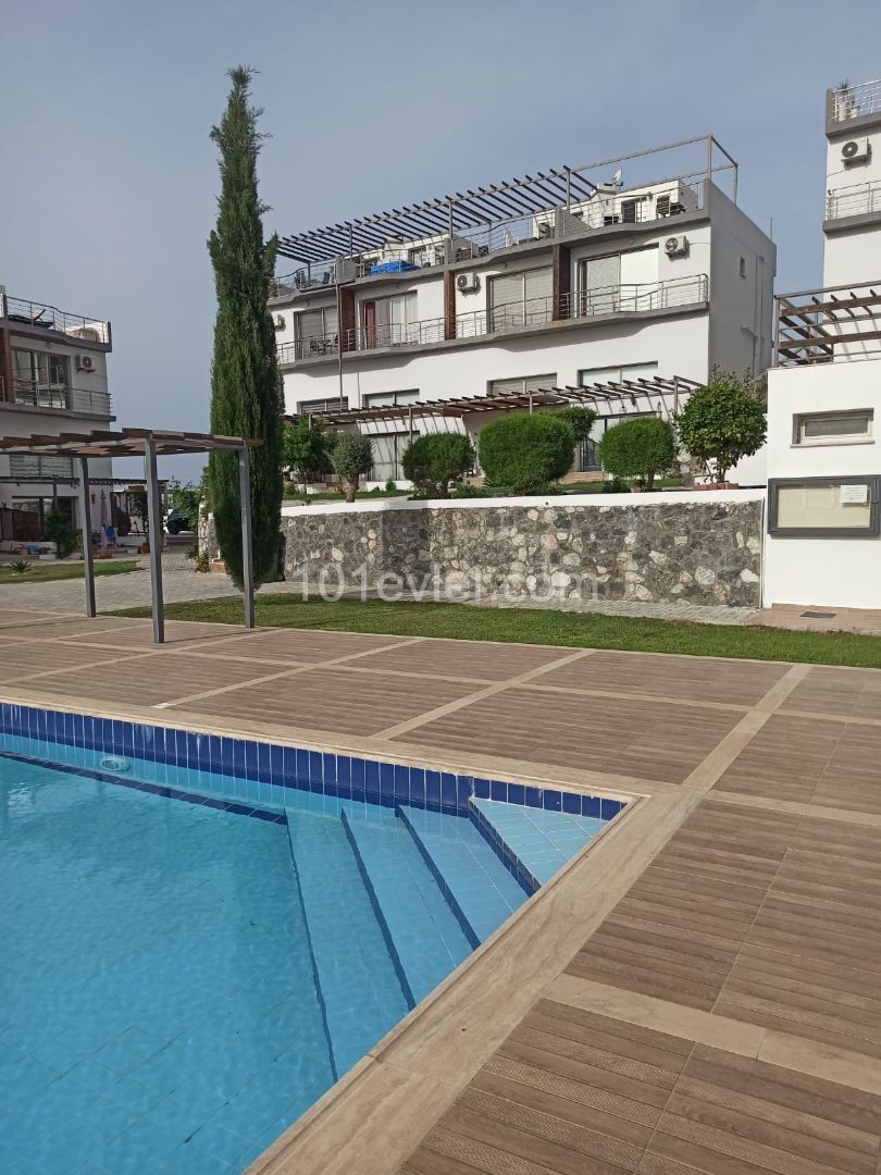 3 + 1 Town House with Roof Terrace Jacuzzi, Shared Pool + Fitness Centre & Tennis Courts in Catalkoy