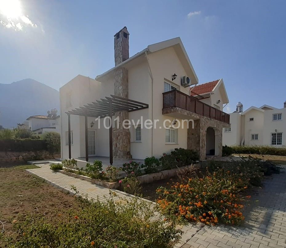 Beautiful modern unfurnished 3 + 1 Villa close to Sardunya Beach in Lapta