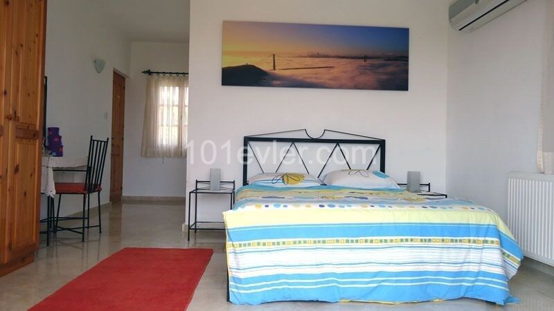 TO RENT - LOVELY 4 BEDROOM VILLA WITH PRIVATE POOL AND PANORAMIC VIEWS IN THE MUCH SOUGHT AFTER LOCATION OF BELLAPAIS