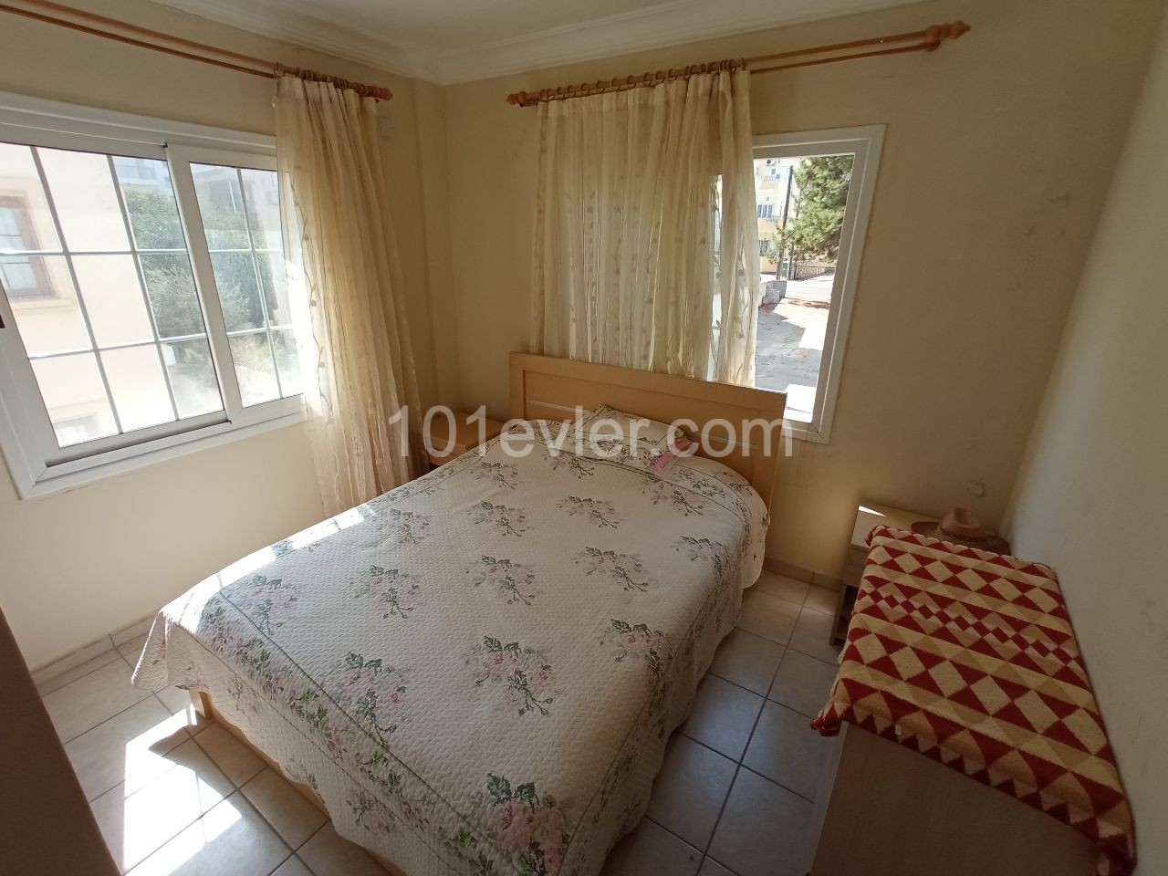 Great Investment Property - Large (140 Sq Mtrs) 3 Bedroom Apartment in the Heart of Kyrenia 