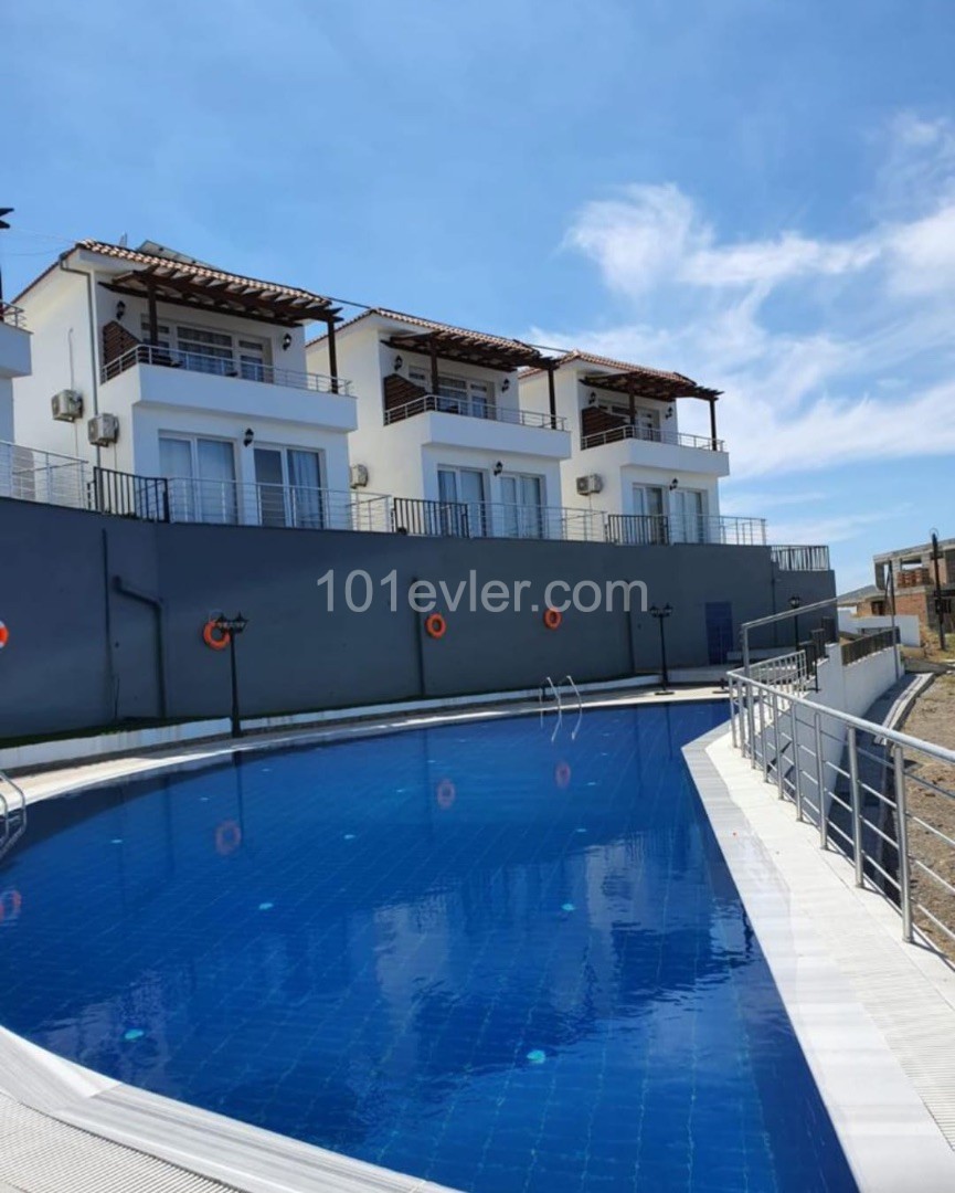 Wow ! Wow ! Wow ! What a view - Spacious 3 Bedroom Villa right next to the Sea