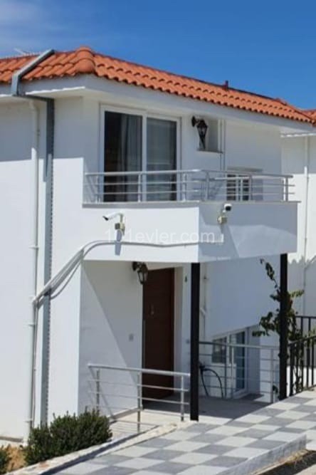 Wow ! Wow ! Wow ! What a view - Spacious 3 Bedroom Villa right next to the Sea