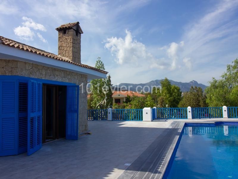 Beautifully Renovated Mediterannean Stone Bungalow - 4 Bedrooms set in 4 Donums of Land + Private Pool + Sea & Mountain Views