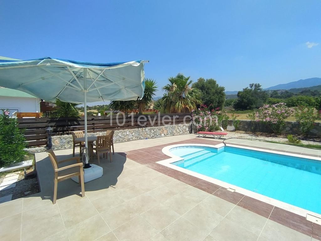 ② Presented 3 Bedroom Bungalow Llogara Private Pool ** 