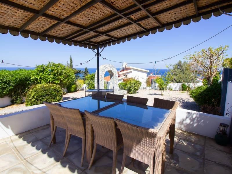 Stunning 3 Bedroom Villa with Private 'Heated' Pool, And Amazing Panoramic Views of Esentepe and the Mediterranean Sea 