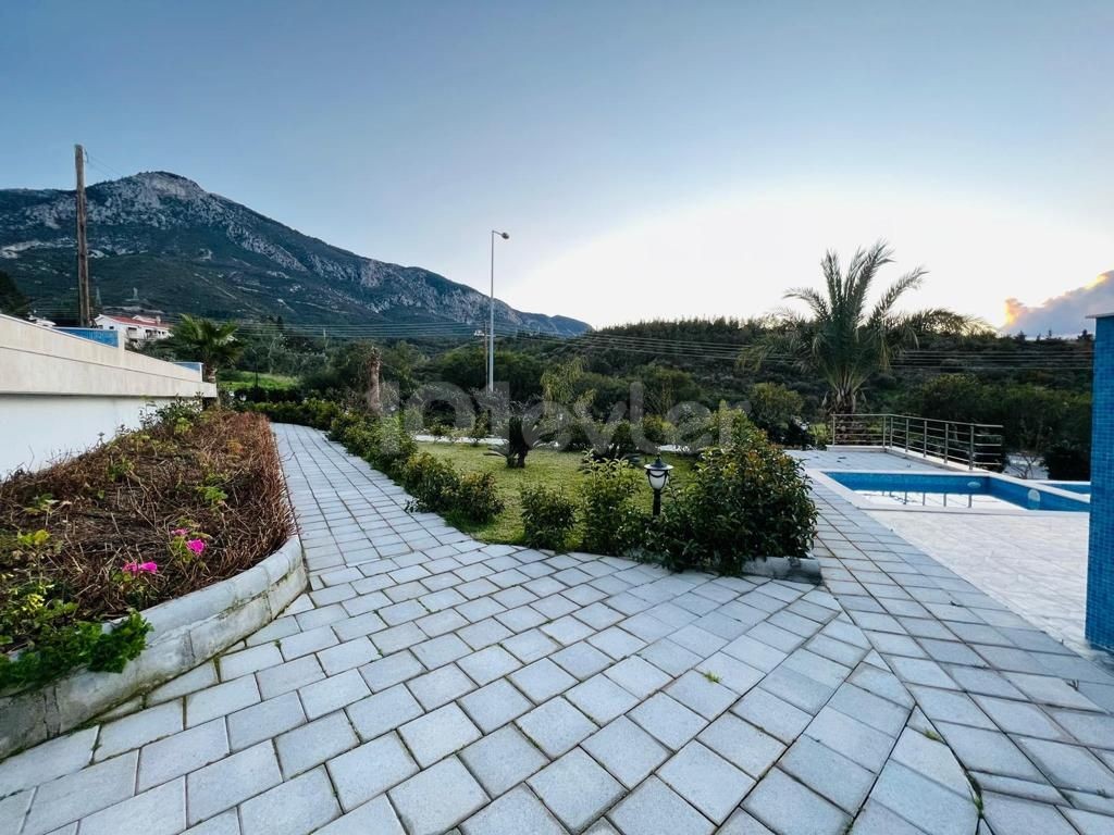 Truly Specatacular Brand ne Llogara Split Level 4 Bedroom Penthouse Villa Llogara Private Pool ** 