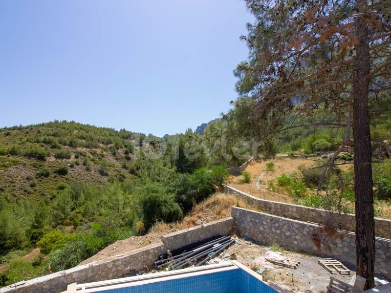 Brand ne Llogara 3 Bedroom Villas Llogara Private Pool Set In The Amazing Foothills of St Hillarion Castle In The Trans Llogarail Karmi Valley ** 