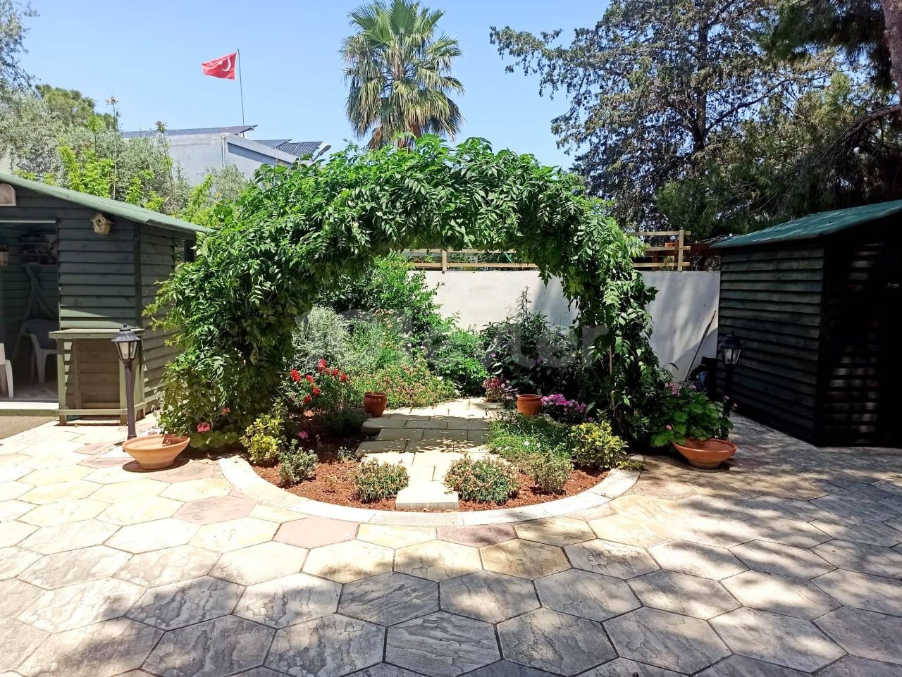 Attractive And Well Presented 3 Bedroom Villa In This Popular Cypriot Village of 'Catalkoy' - Close To All Local Services 