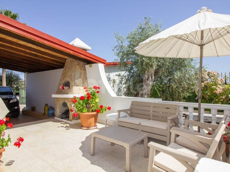 Fantastic Buy - A Llovell Presented 3 Bedroom Villa Llovith Shared Pool In This Popular Village Of Ozankoy ** 