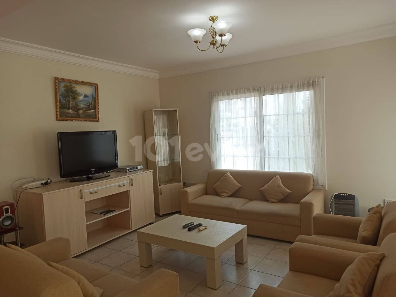 Llovell Presented 3 Bedroom Apartment In This Popular Area Of The City - Students Llovelcome ** 