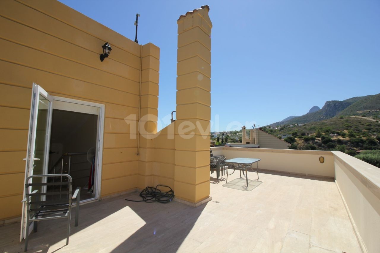 Perfect Location - 4 Bedroom Villa with Private Pool, Mountain and Sea Views - 10 Minutes from The English School of Kyrenia