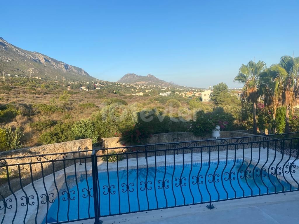 4 Bedroom unfurnished Villa Llogara Private Pool, Private Location + Gas central Heating (Can also be rented Furnished for 1.550 GBP) ** 