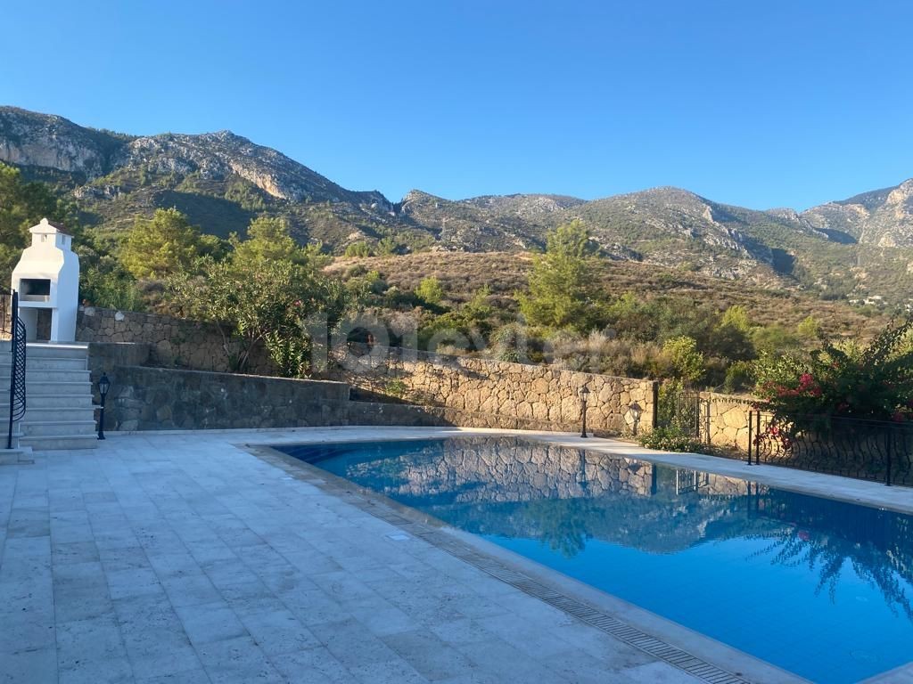 4 Bedroom Unfurnished Villa with Private Pool, Private Location + Gas Central Heating (Can also be rented Furnished for 1,550 GBP)