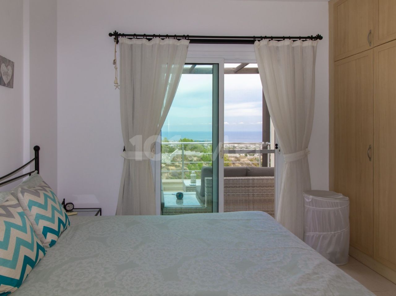 Great Opportunity - 2 Bedroom Penthouse with Incredible Panoramic Sea + Mountain Views + Shared Pool - Miss it Miss Out !