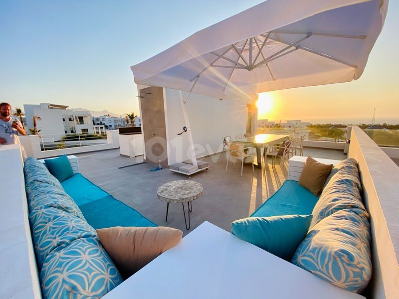 2 Bedroom Penthouse in Esentepe + Private Terrace + Infinity Pool + 4 Communal Pools + Restaurant 208u