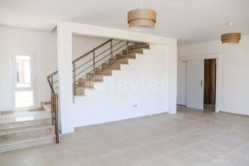 Villa For Sale in Çatalköy, Kyrenia