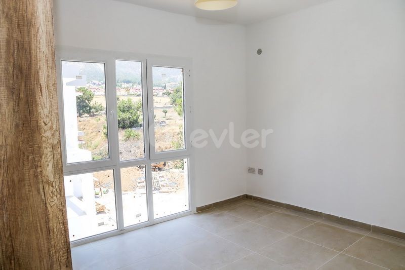 Çatalköy'de 5 Yatak Odalı Villa + Manzaralı ref 1393