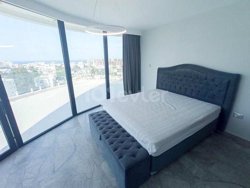 3+1 Lüks Penthouse + Ortak Yüzme Havuzu + Full Eşyalı + Merkezi Lokasyon + Türk Koçanlı