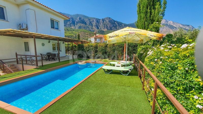 Lapta'da yenilenmiş 3+1 Villa + Özel Yüzme Havuzu + Su ve ısı yalıtımlı ref 1818