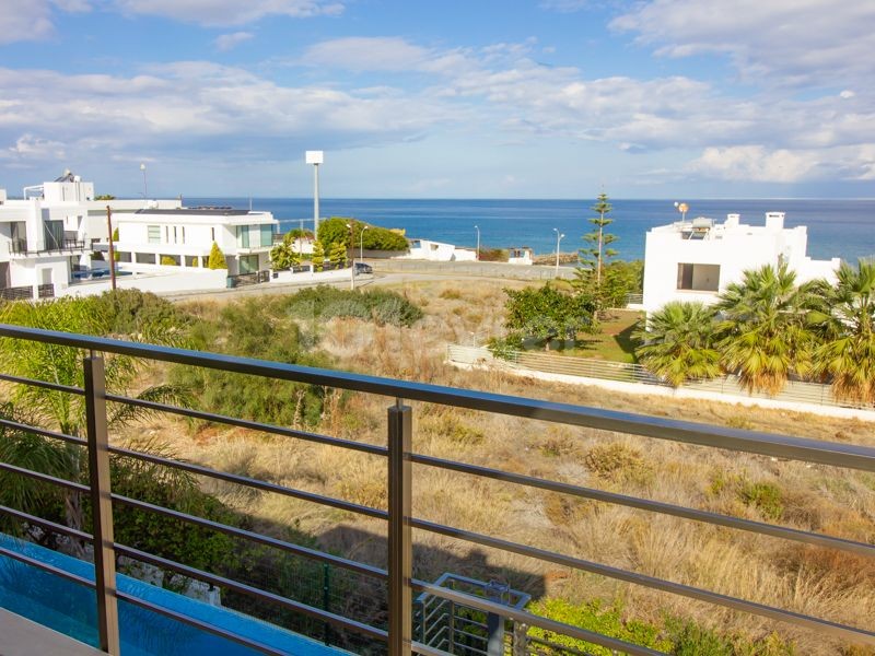 Villa For Sale in Çatalköy, Kyrenia