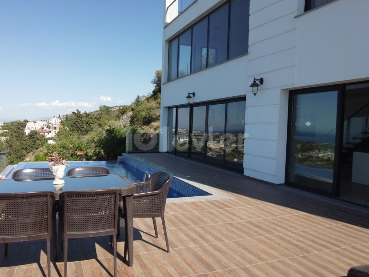 3+1 Villa with Excellent Sea View in Lapta + Private swimming pool ref 1976