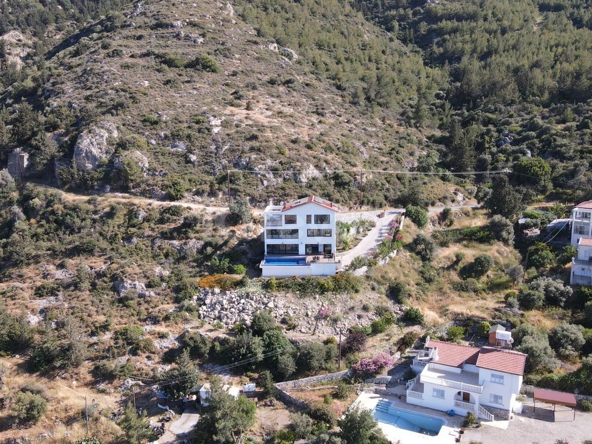 3+1 Villa with Excellent Sea View in Lapta + Private swimming pool ref 1976