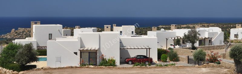 3 bedroom off plan duplex villas + communal pool + sea views