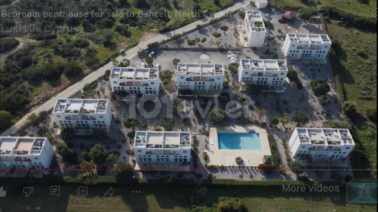 Luxuriöses Penthouse-Apartment mit 2 Schlafzimmern, Gemeinschaftspool und Panoramablick auf das Meer in Bahceli, Esentepe