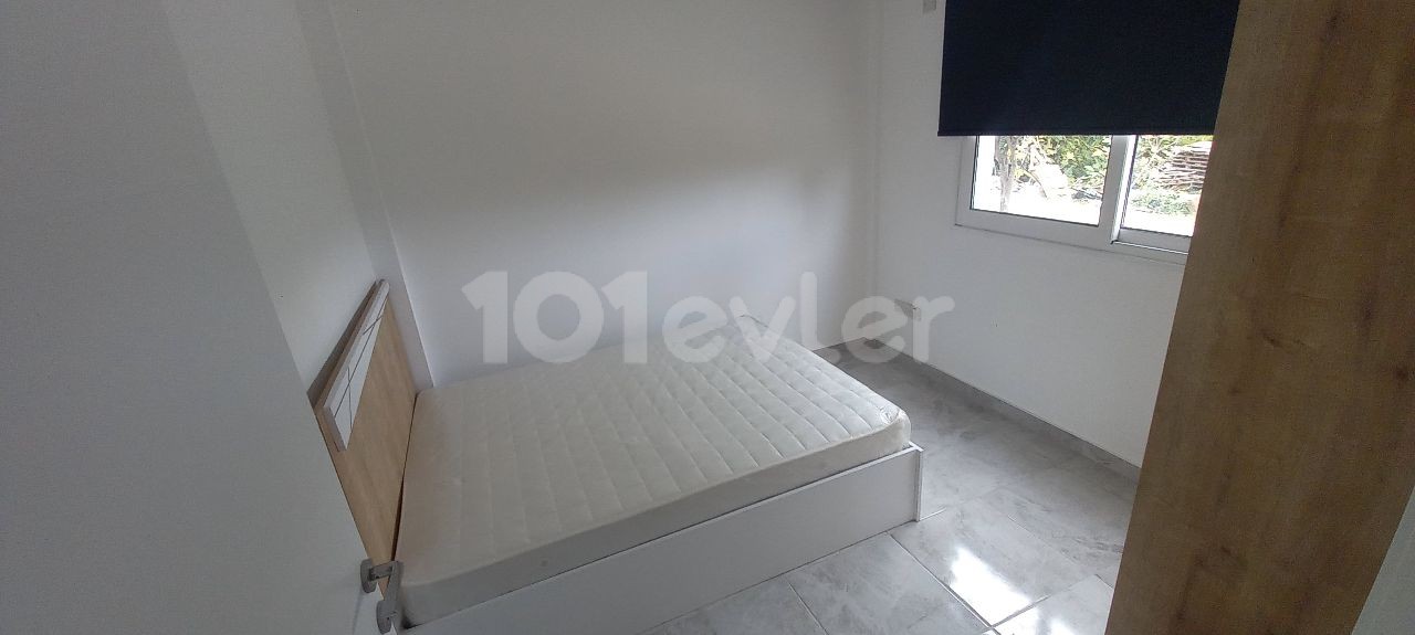 Lapta'da kiralık yepyeni modern çatı katı