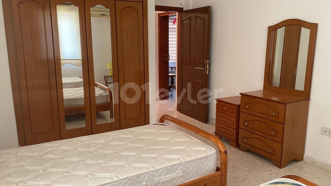 2-Zimmer-Wohnung im 1. Stock in Çatalköy – komplett möbliert – Meer- und Bergblick