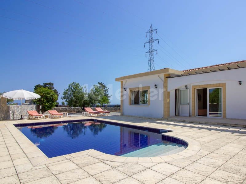 Bungalow Kaufen in Bellapais, Kyrenia