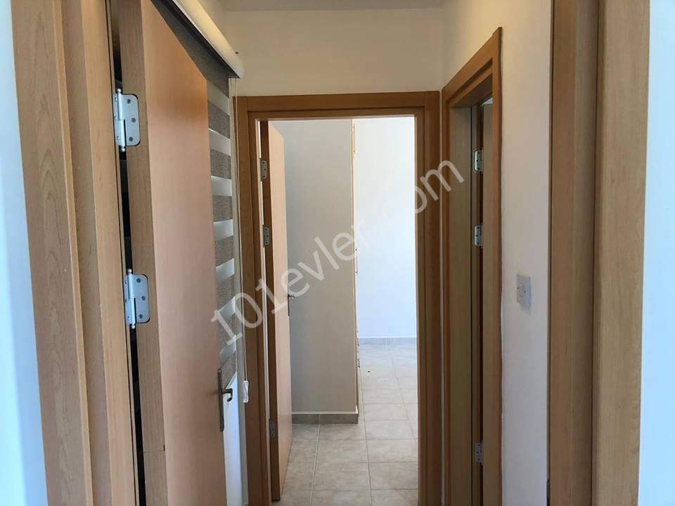 2 BEDROOMFLAT İN İSKELE BOĞAZ .