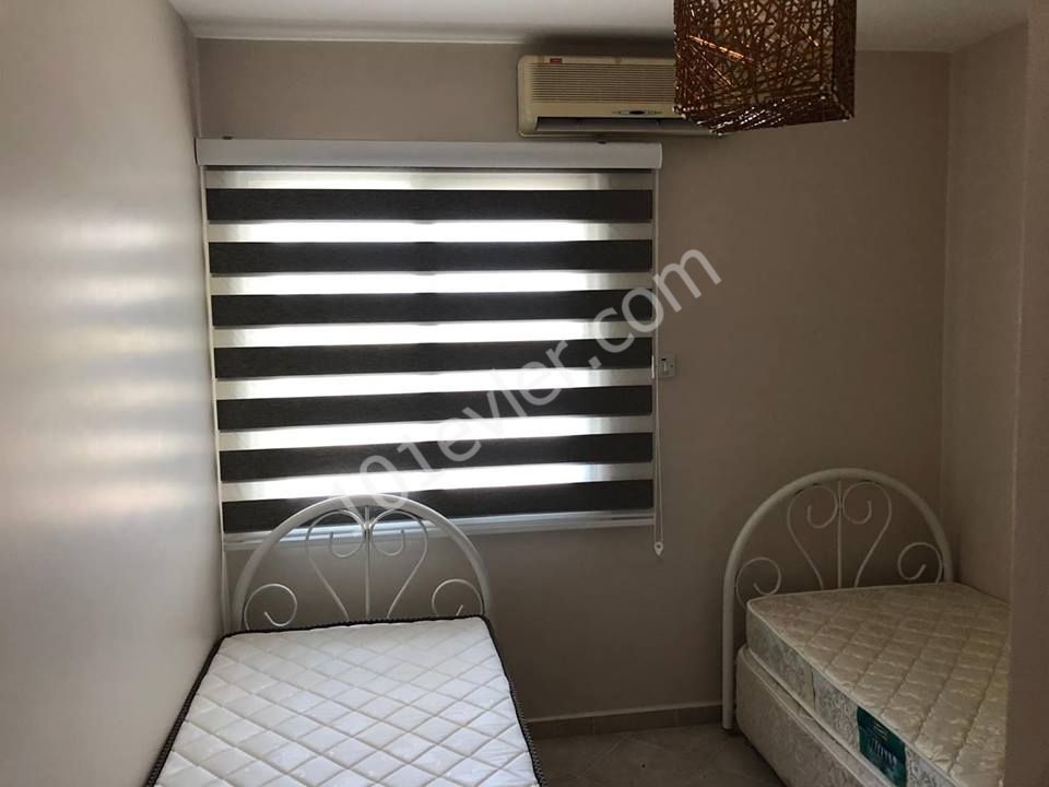 2 BEDROOMFLAT İN İSKELE BOĞAZ .