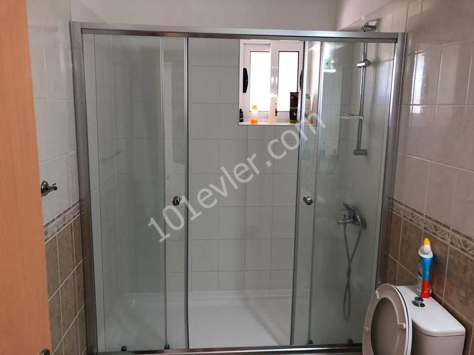 2 BEDROOMFLAT İN İSKELE BOĞAZ .