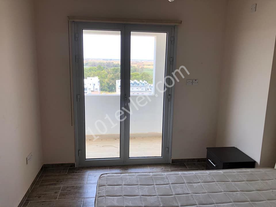 MAĞUSA MERKEZDE SATILIK 2+1 DAİRE.