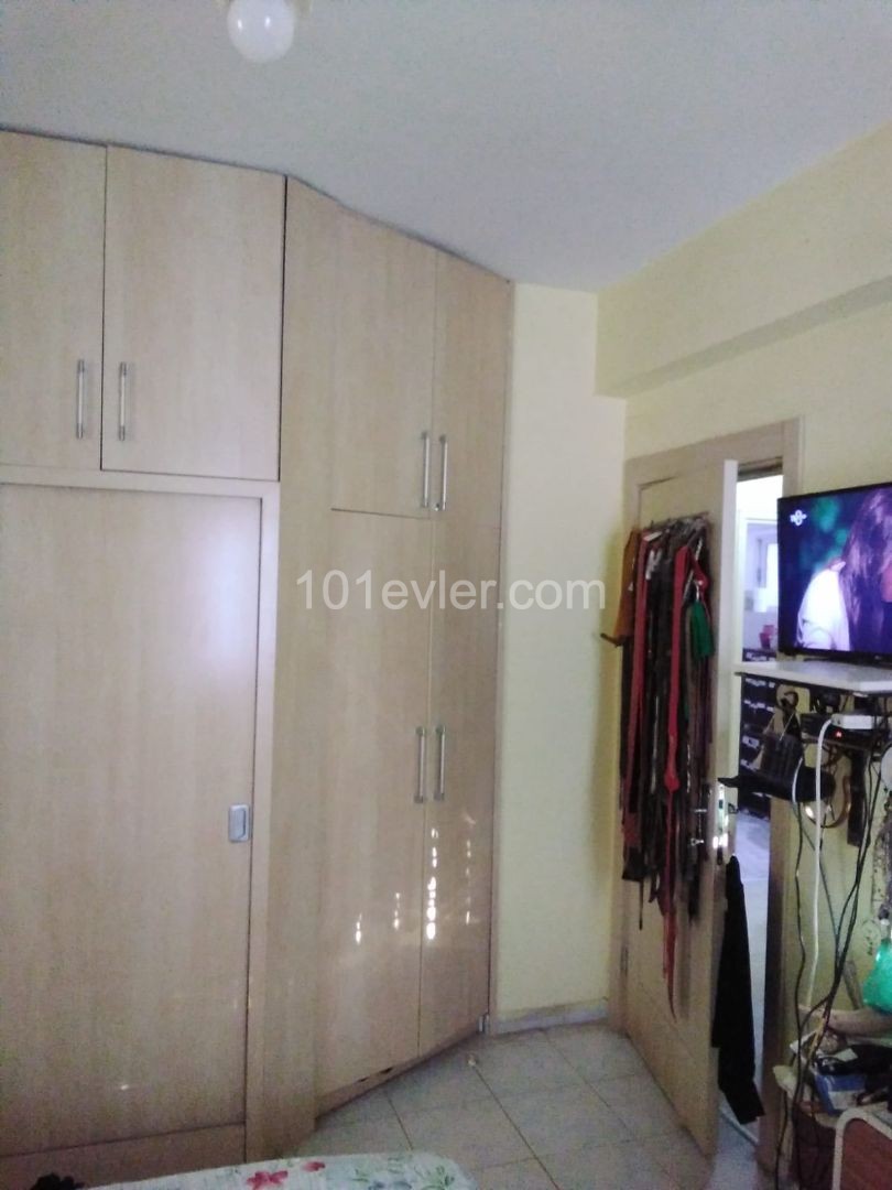 MAĞUSA MERKEZDE SATİLİK 3+1 DAİRE.