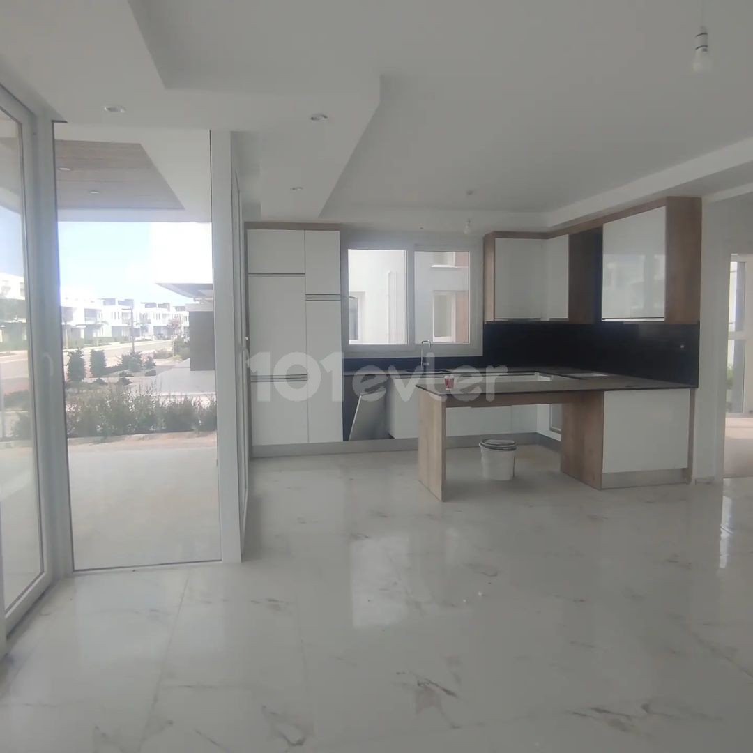 FLAT FOR RENT IN İSKELE BOĞAZ. ** 