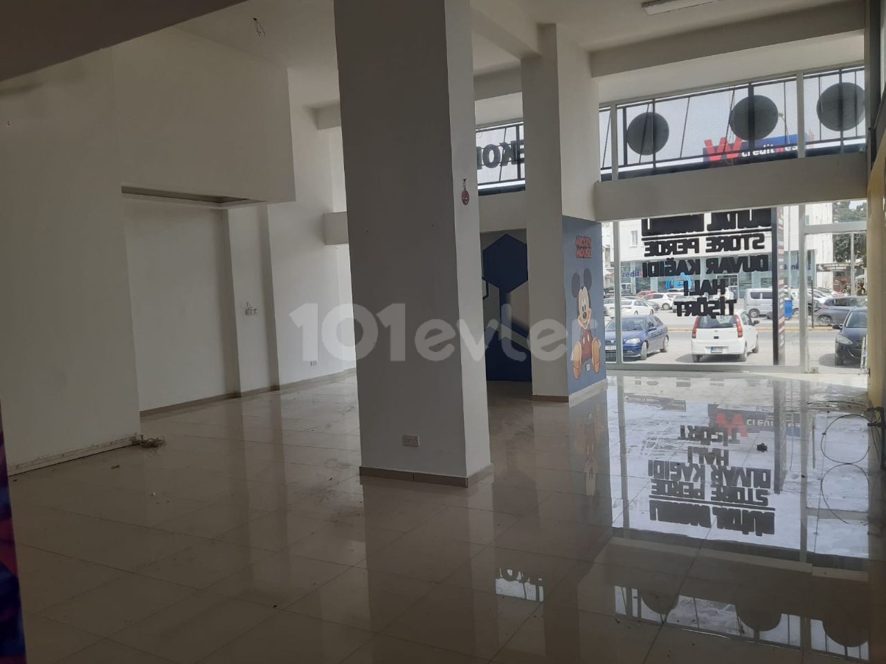There is a 230 m2 shop for rent on the main street next to Famagusta Deniz Plaza.