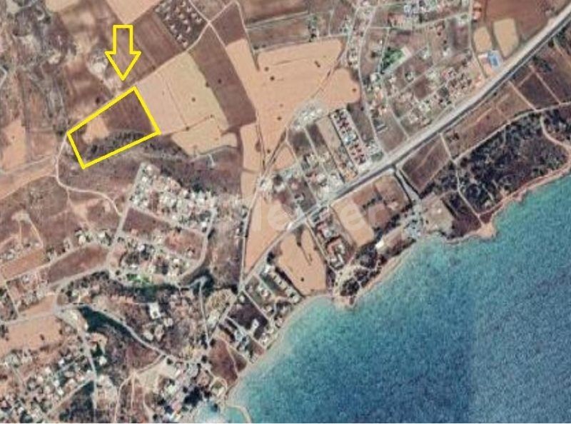 10.750 m2 LAND WITH BUILDING PERMISSON – İSKELE, BOĞAZ)