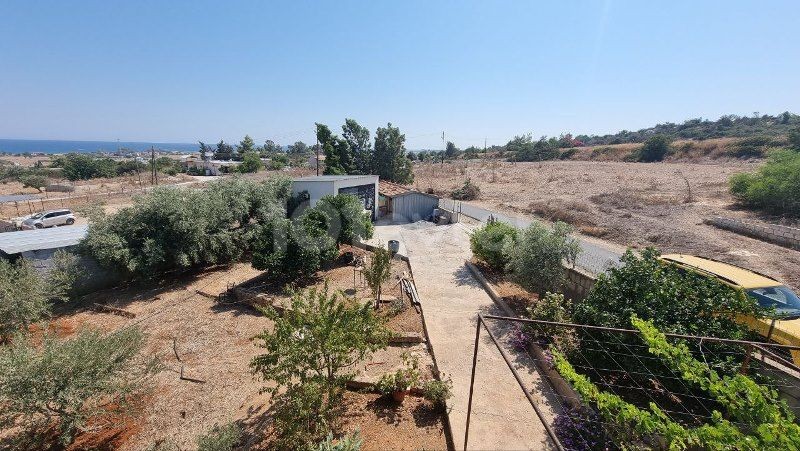 Haus mit Meerblick auf 1000 m2 Grundstück mit 2 Schlafzimmern ** 