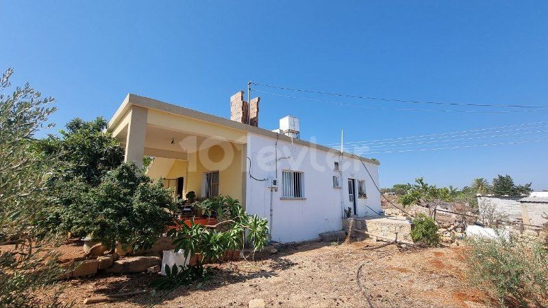 2 BED BUNGALOW ON 1000 m2 PLOT WITH BEAUTIFUL SEAVIEWS