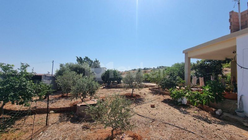 2 BED BUNGALOW ON 1000 m2 PLOT WITH BEAUTIFUL SEAVIEWS