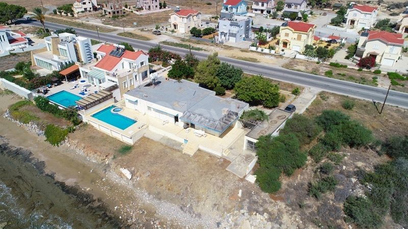 PRE 74 TURKISH TITLE DEED, ON THE BEACH WITH A PRIVATE POOL, 3 BEDROOM BUNGALOW IN BOGAZ