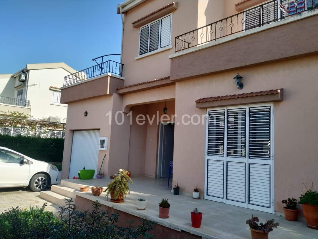 VILLA - 3+1 FURNISHED, BACELI, READY TO DELIVERY TO POPULER AREA ** 